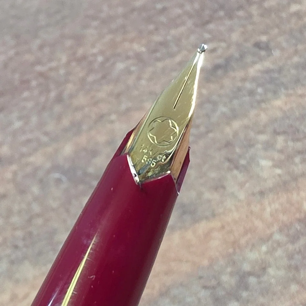 Montblanc Generation Fountain Pen Adult OS Burgundy Good 14K Gold Nib 585 Trim
